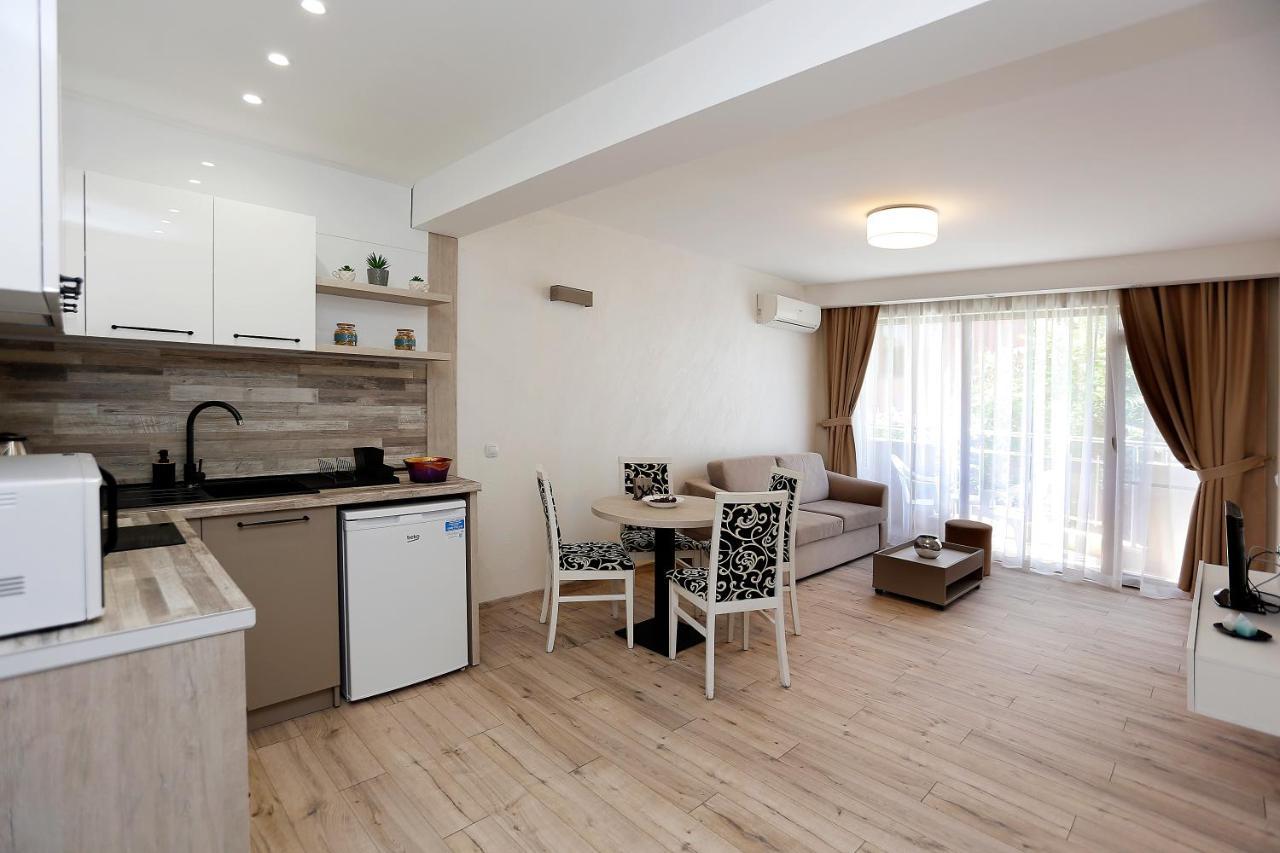 Coral Hotel Pomorie Eksteriør billede